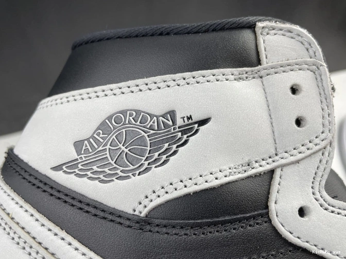 Air 1 High Jordan White Grey Black Smoke Retro Light 555088-035 0812